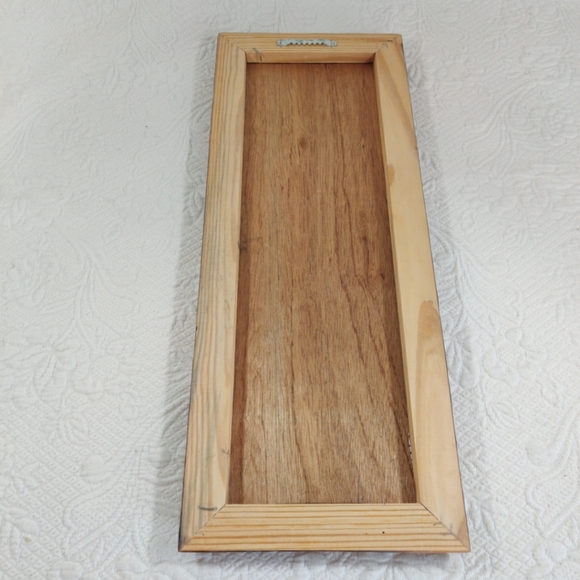 Bill O'Neill Wolf In The Winter Woods Lacquered Print Wall Hanging 21-1/2" X 8" - Picture 5 of 7